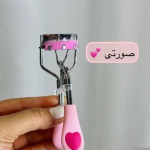فرمژه nayra رنگ صورتی